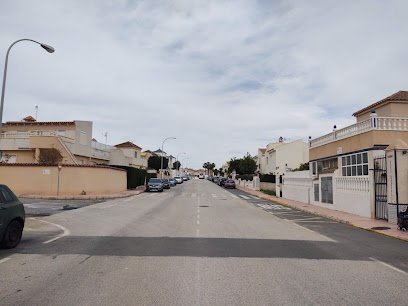 Bus Stop Linea Df en Orihuela Costa
