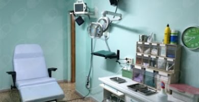 Dr. Vicente Marco Estevan, DermatóLogo en Orihuela Costa