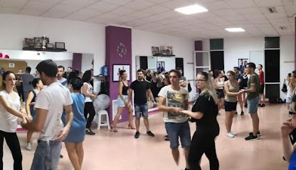 Escuela De Baile óSkar Y áNgela en Orihuela Costa