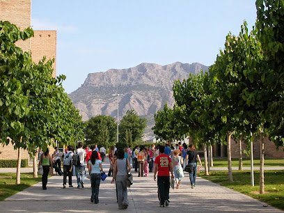 Escuela PolitéCnica Superior De Orihuela en Orihuela Costa