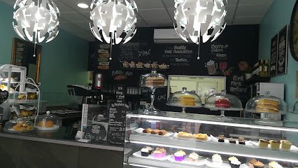 PasteleríA Cake Magic en Orihuela Costa